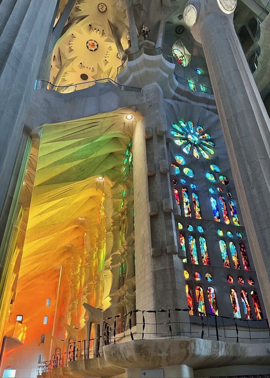 サグラダファミリア内観