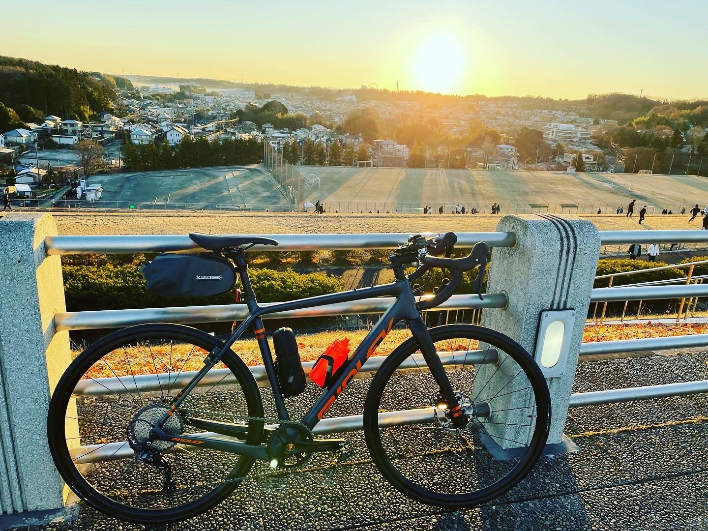 自転車と日の出