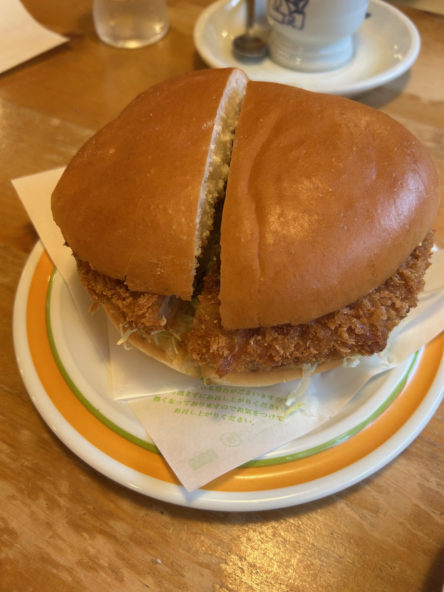 メンチカツバーガー